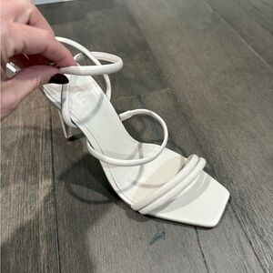 Schutz 8.5 Nylla Sandals Blackals New with Box